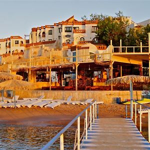 Umbi Sharks Bay Diving Village